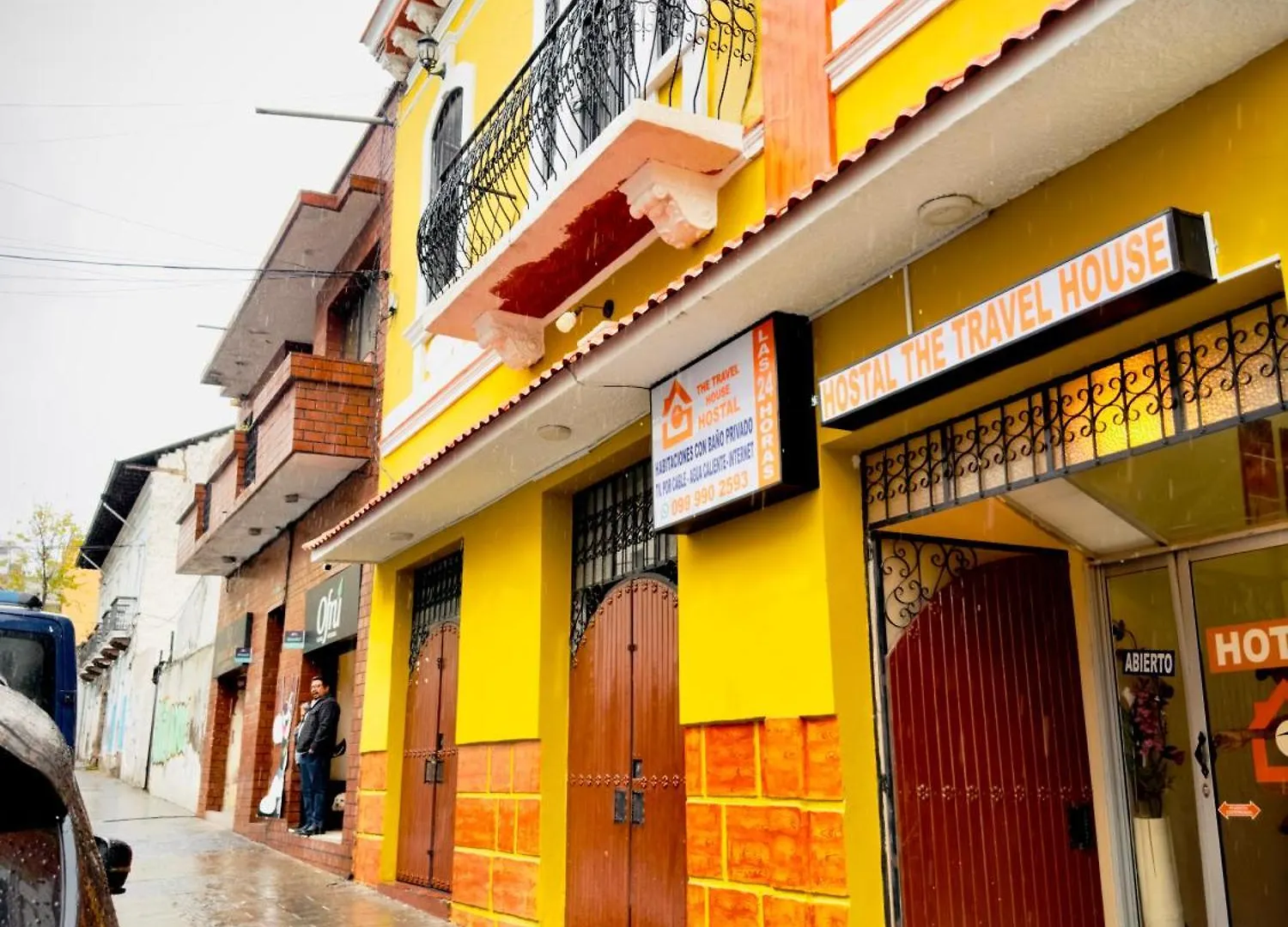 Travel Hotel Quito