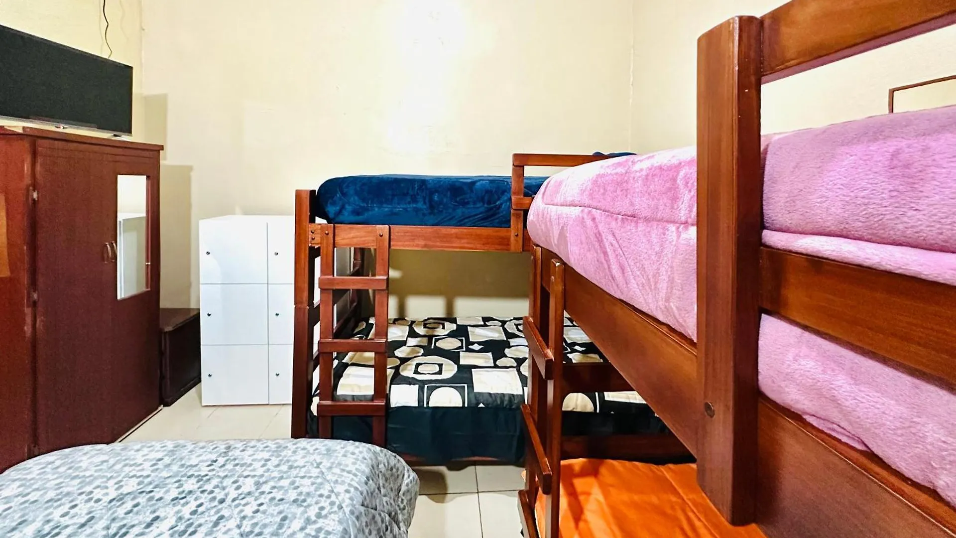 Travel Hotel Quito