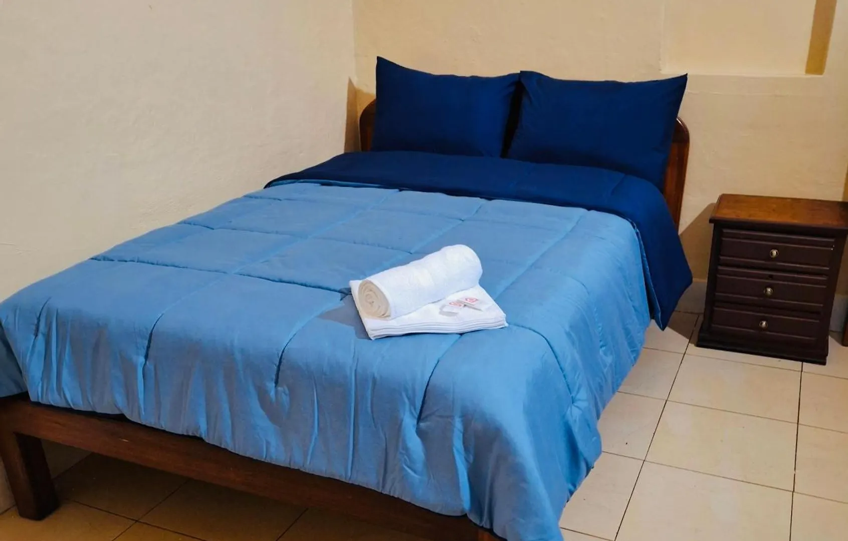 Travel Hotel 키토