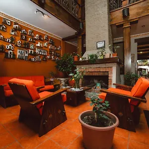 Gran París 3*, Cuenca Ecuador